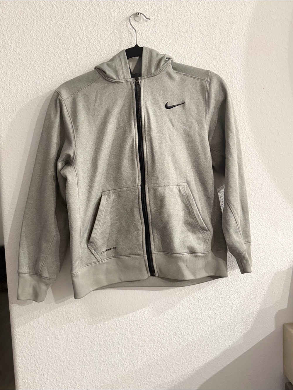 Nike Therma-FIT Light Gray Hooded Full-Zip Sweatshirt